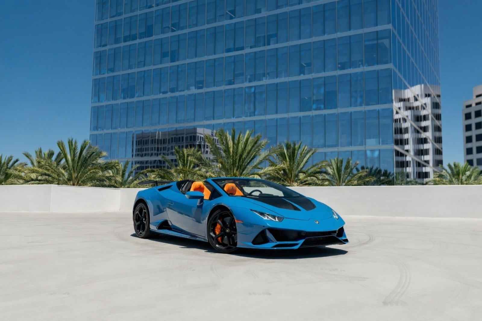 Lamborghini Huracan Evo Spyder Rental | Plush Houston Rentals