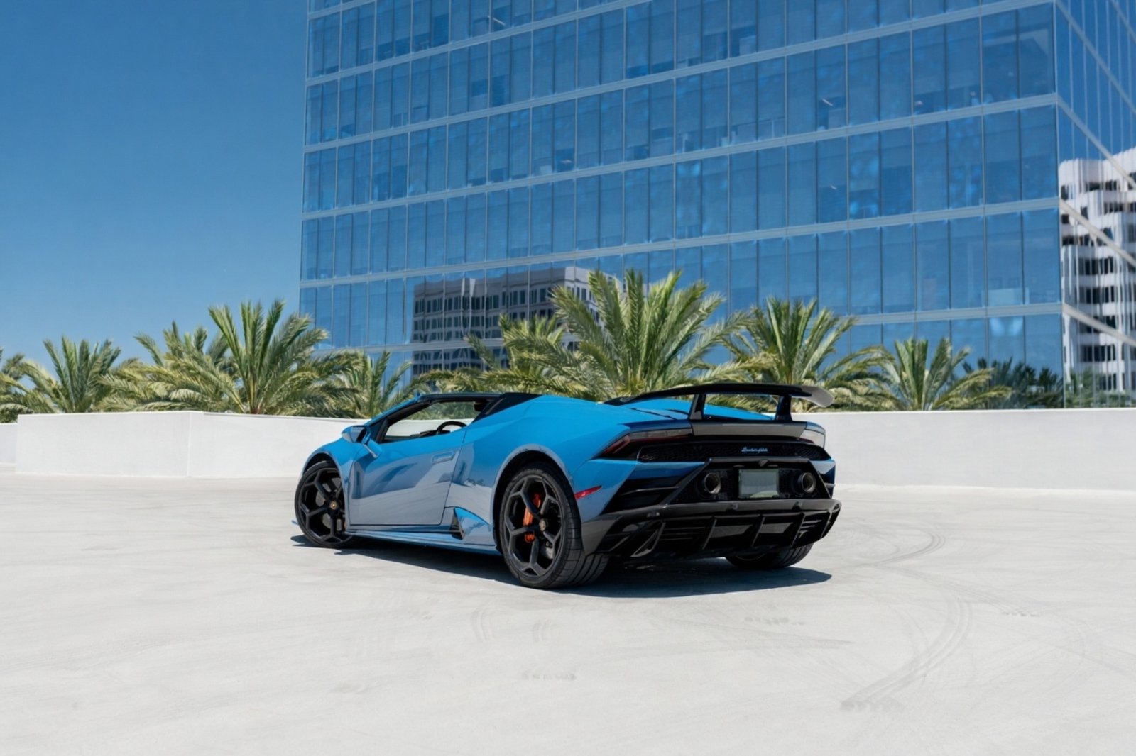 Lamborghini Huracan Evo Spyder Rental | Plush Houston Rentals