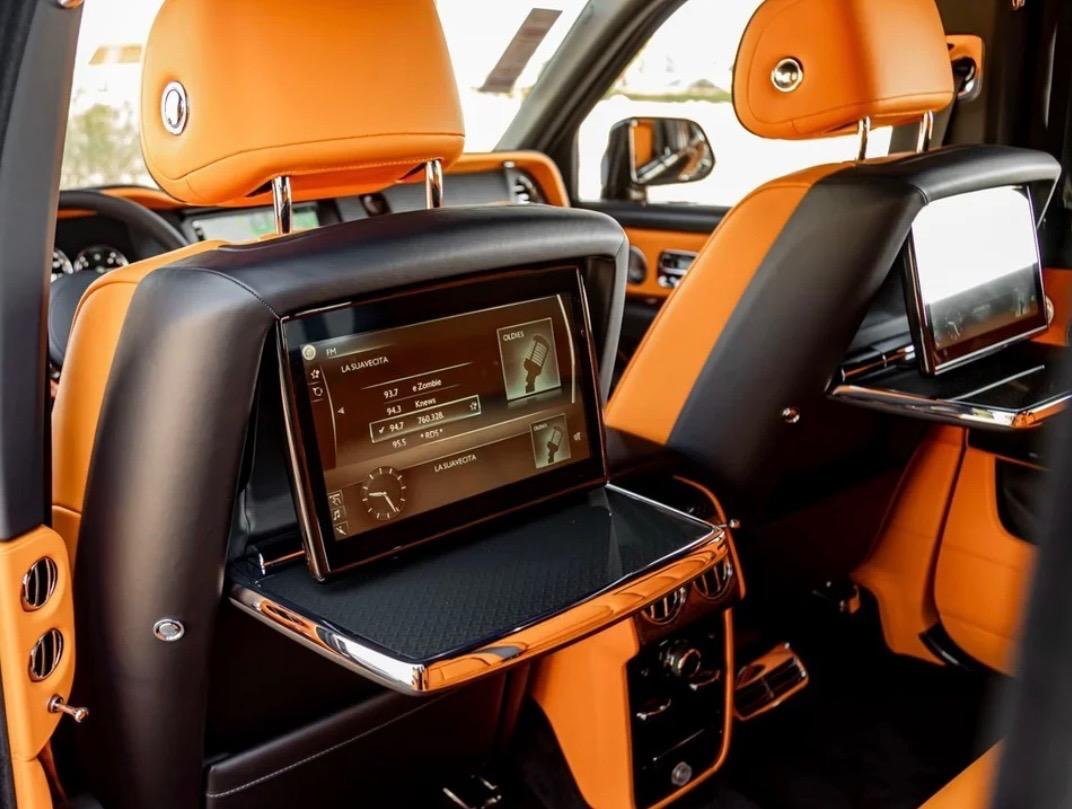 Rolls-Royce Cullinan Black Badge Rental | Plush Houston Rentals