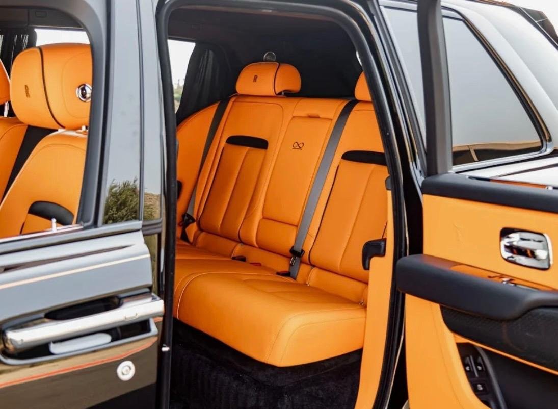Rolls-Royce Cullinan Black Badge Rental | Plush Houston Rentals