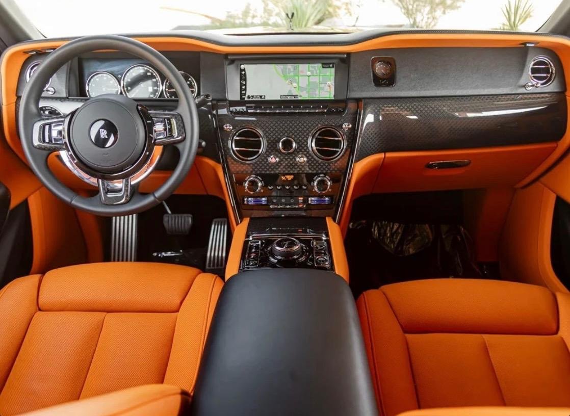 Rolls-Royce Cullinan Black Badge Rental | Plush Houston Rentals