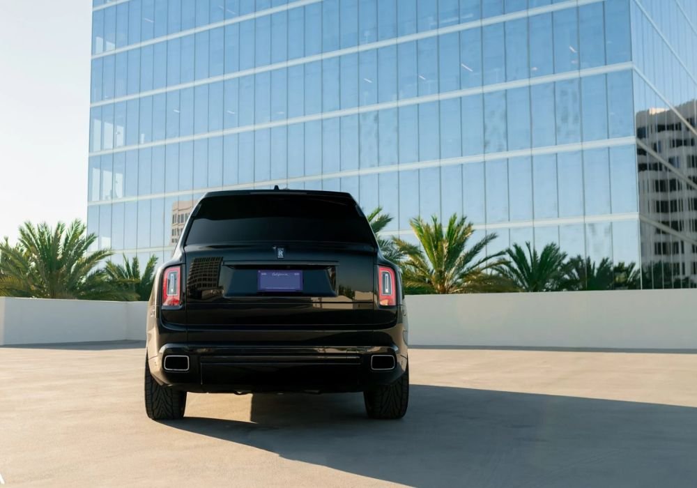 Black Rolls-Royce Cullinan Rental | Plush Houston Rentals