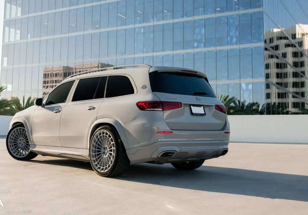 Kim Kardashian GLS 600 Rental | Plush Houston Rentals
