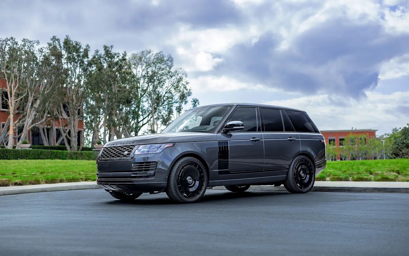Range Rover P525 Rental in LA & Orange County | Plush Houston